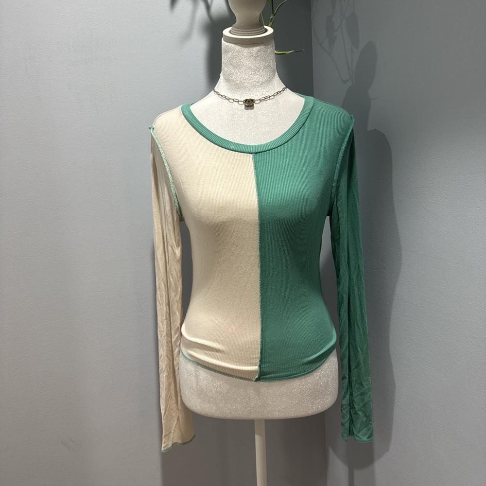 Two-Tone Long Sleeve Top (flawed)